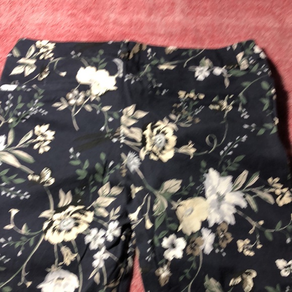 Old Navy women’s pants Pixie Midrise Stretch 12 reg - Picture 6 of 6